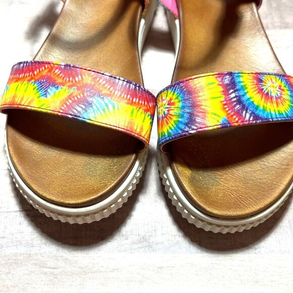 Tie-Dye Womens Platform Sandals Size 5 By MIA With Adjustable Strap & White Sole - Picture 6 of 9